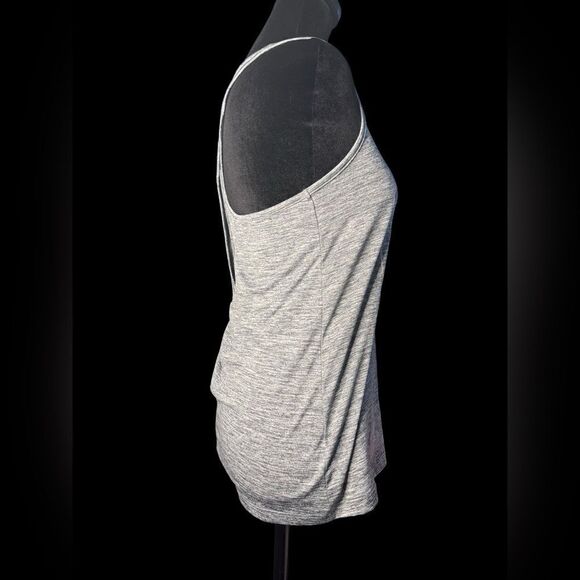 Under Armour Women's Tech Twist Graphic Tank Top XS - Picture 3 of 6